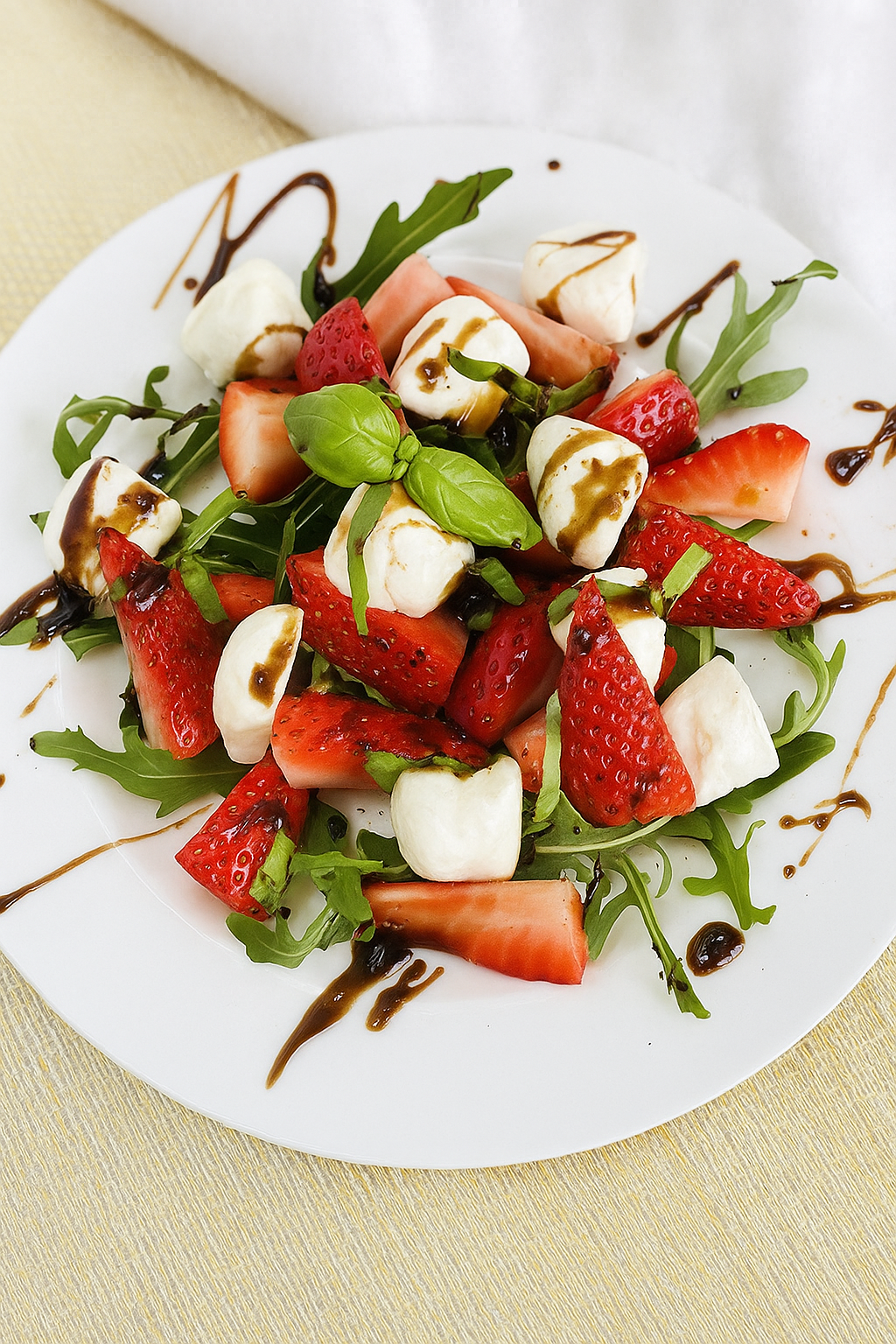 Balsamic Strawberry Caprese Salad