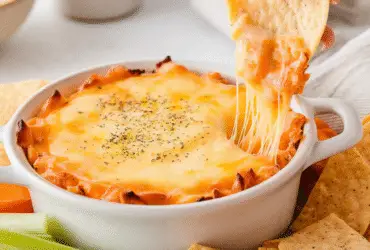 Hot Spinach Artichoke Dip