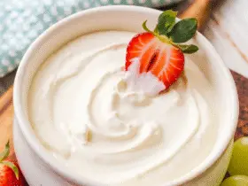 Creamy Greek Yogurt Fruit Dip