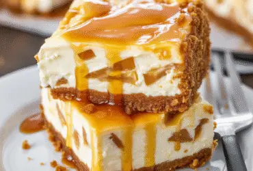 Caramel Apple Cheesecake Bars
